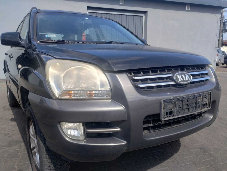 lampa przód przód przednia prawa lewa  Kia Sportage II 04-, części