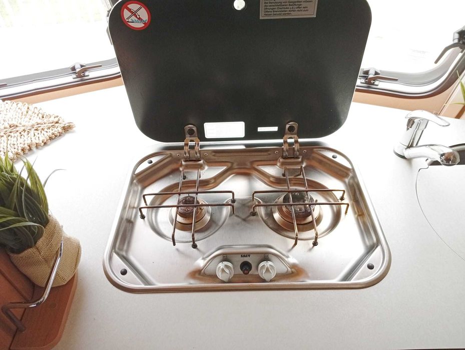 2020 Eriba Touring 320 Caravan *Like New*