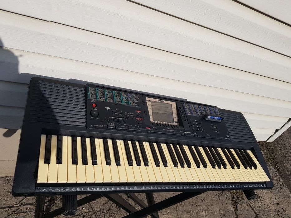 Синтезатор Yamaha PSR 330 б/у з Німеччини