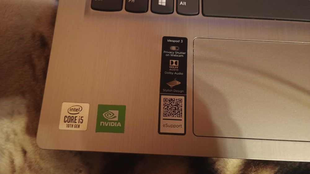 Lenovo IdeaPad 3 / GeForce MX330/SSD 500GB/8G/intel Core i5-1035g1
