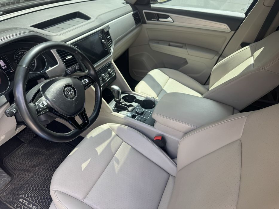 Volkswagen Atlas 3,6 Полный Привод обмен на недвижимость, авто