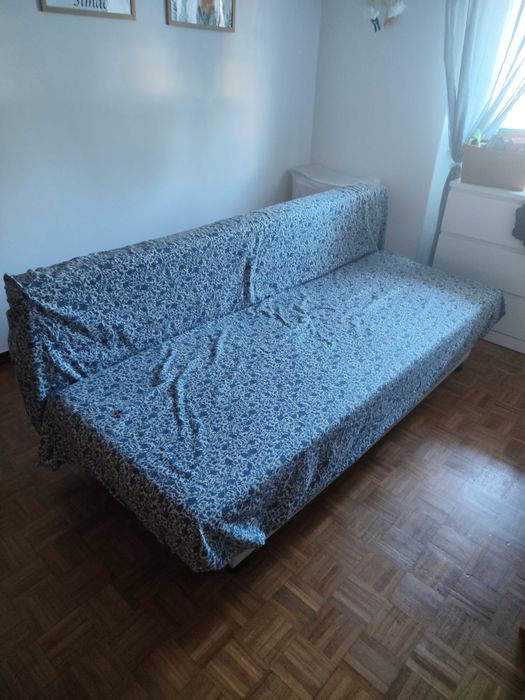 Sofa cama com arrumação
