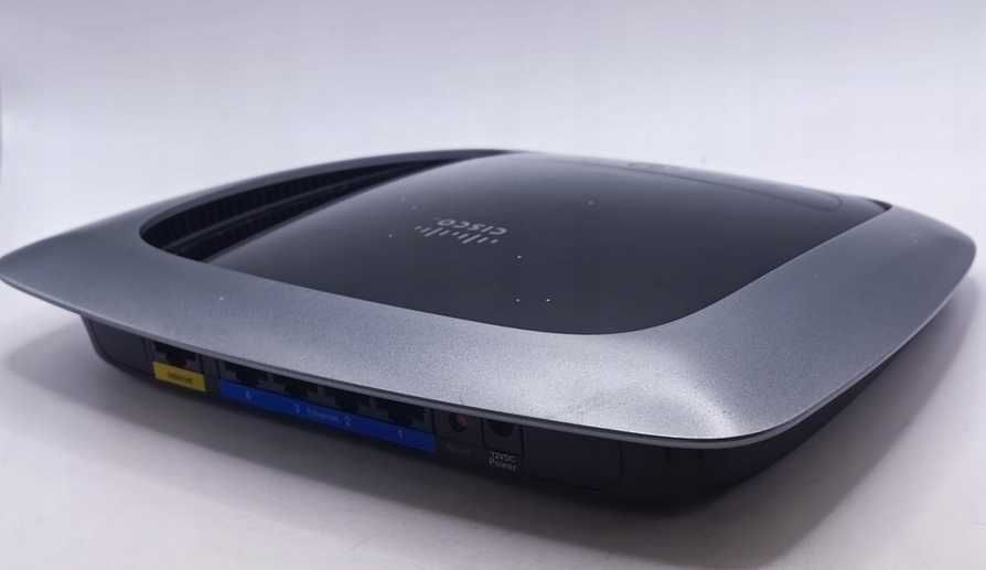 Router Cisko Llinksys E2000-EE Advanced Wirless-N 802.11B/G/N + Zasilacz 835/10/25S