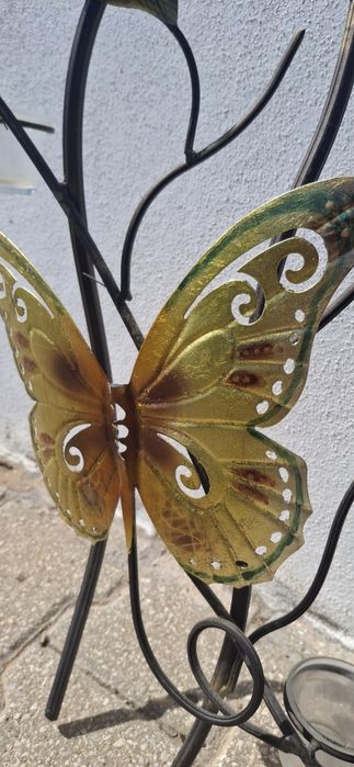 Decoração de Parede em Metal - Borboletas e Suportes para Velas (90cm)