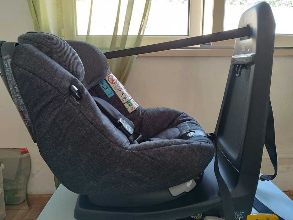 Baixa de preço -Cadeira auto AxissFix Maxi Cosi- dos 4m aos 4 anos