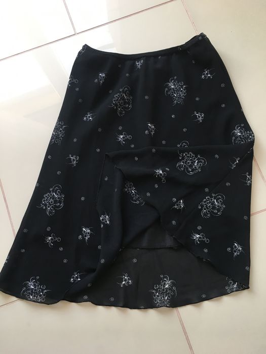 Zwiewna spódnica rozm 38