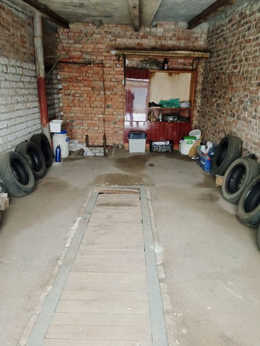 Продам гараж (Гаражне товариство Буран)