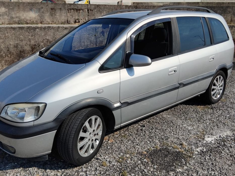 Vendo Opel Zafira 2.2DTI