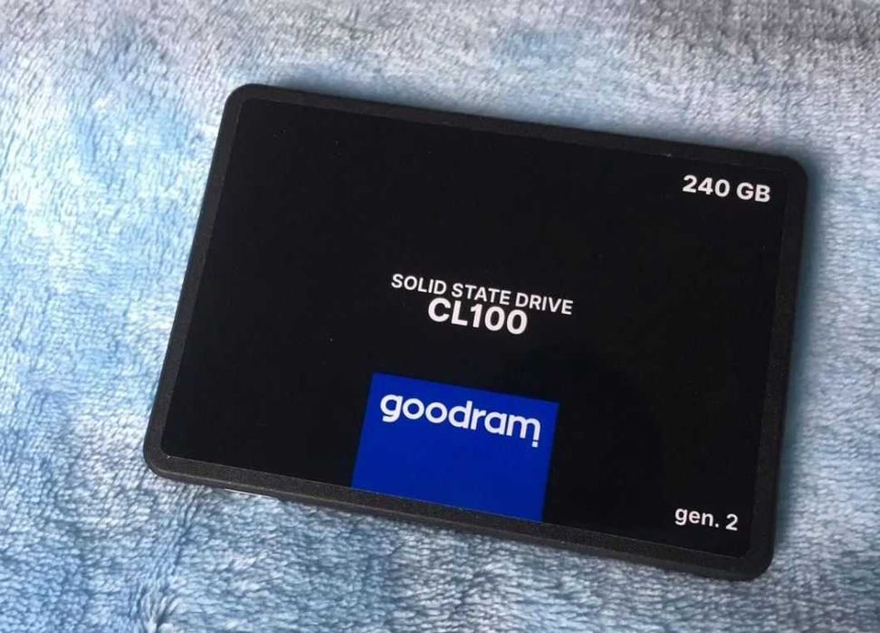 SSD goodram 240 gb
