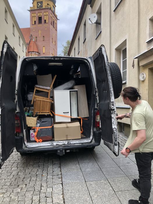 Przeprowadzki, bagażówki mieszkań, biur i firm