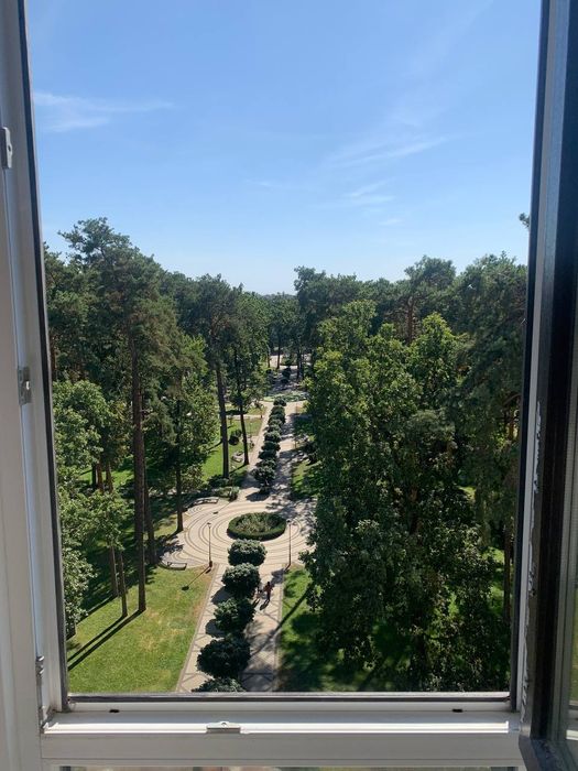 Продаж 2к квартири в центрі міста, вигляд на парк. Новий ремонт