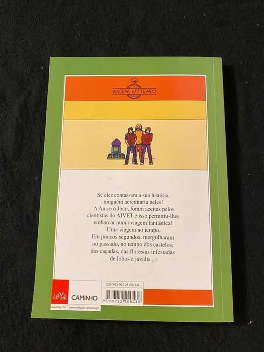 Livro "Uma viagem ao tempo dos castelos"