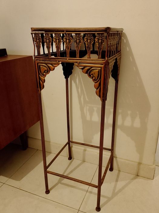 Floreira / Mesa de apoio