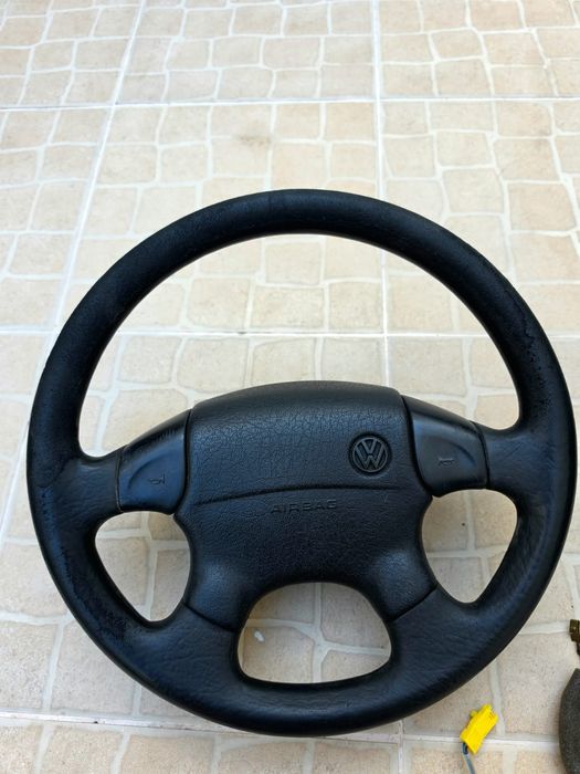 Volante Original Volkswagen Golf MK3 (Com Airbag e Cablagem)