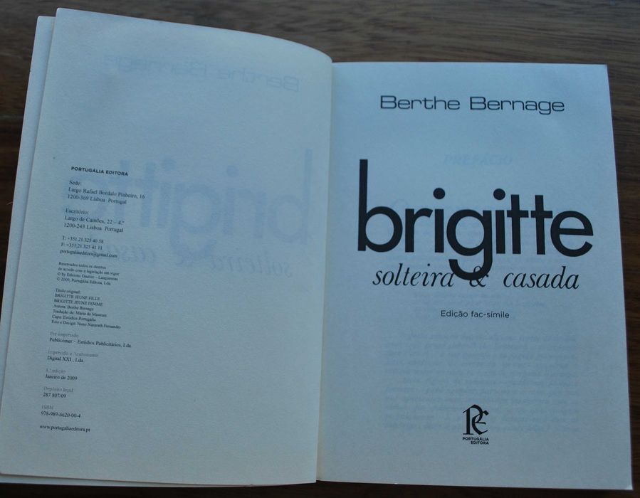 Brigitte Solteira & Casada de Berthe Bernage