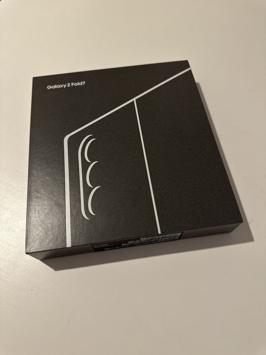Vendo/Troco Samsung Galaxy Z Fold 7 Selado - Novo com fatura