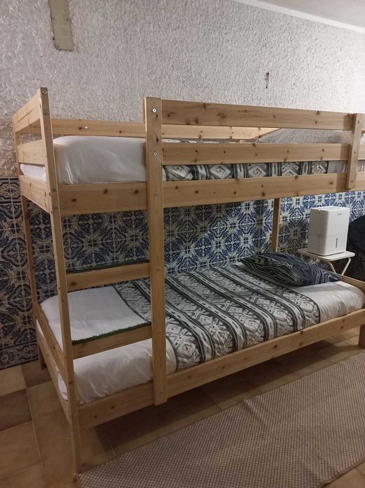 Vendo três bliches como novos.