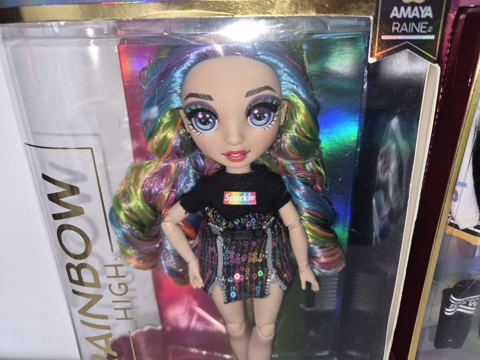Rainbow High Amaya  seria 2