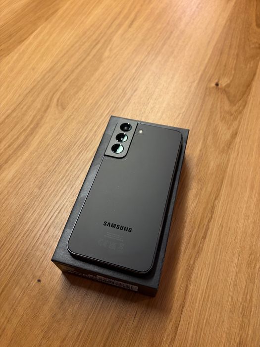 Samsung S22 stan bardzo dobry, od nowości