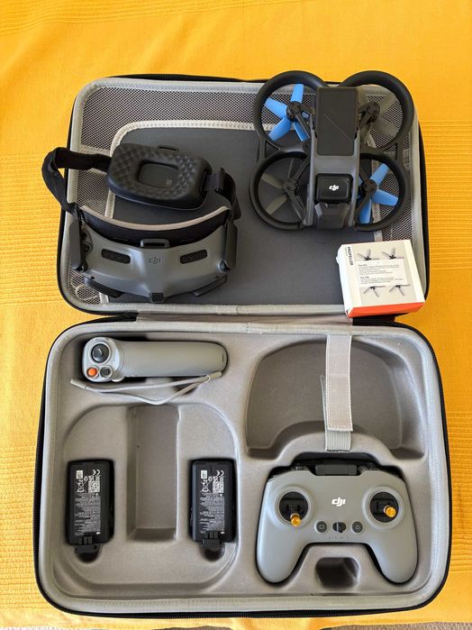 Dron AVATA komplet powiększony.