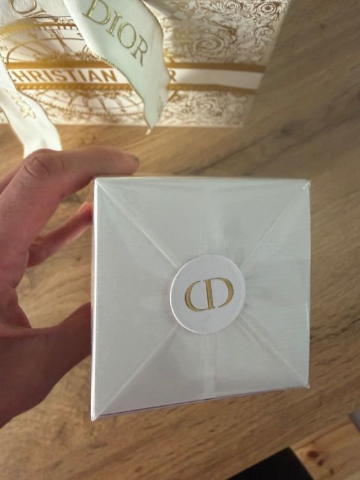 Dior J’adore Eau de Parfum 50 ml NOWE / zafoliowane / oryginalne