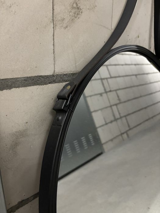 Lustro okrągłe na pasku 60cm