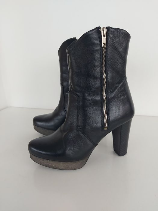 Buty botki skórzane ocieplane w rozmiarze 36