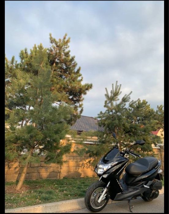 Продам Yamaha S Max 2013 год