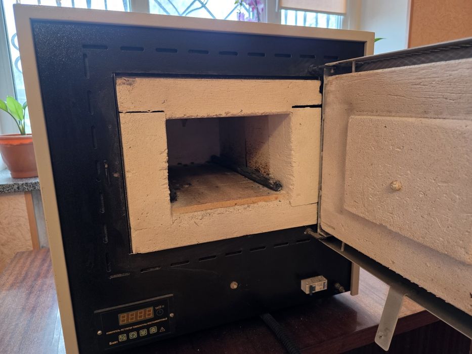 Муфельна піч майже нова