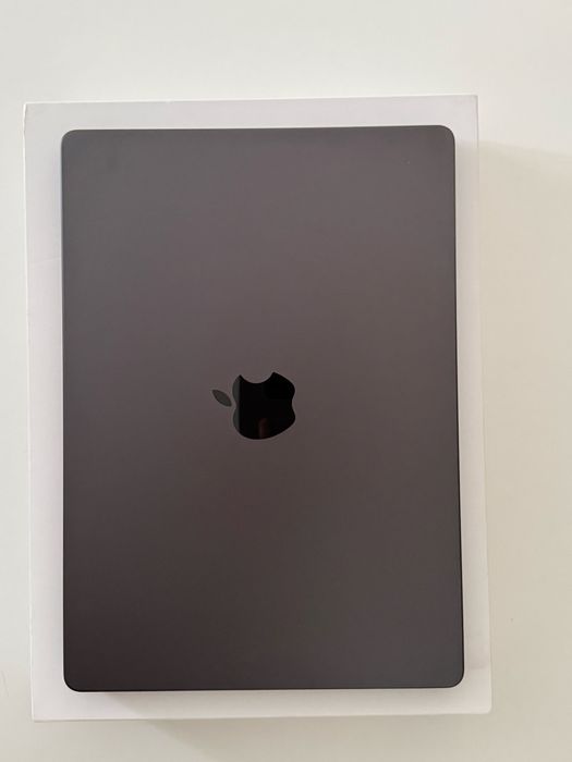 MacBook Pro 14’ m4 (16GB, 512 SAD)