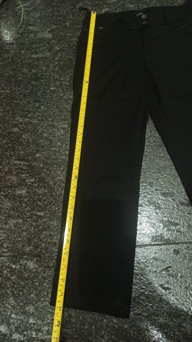 Czarne eleganckie spodnie rozmiar 38
