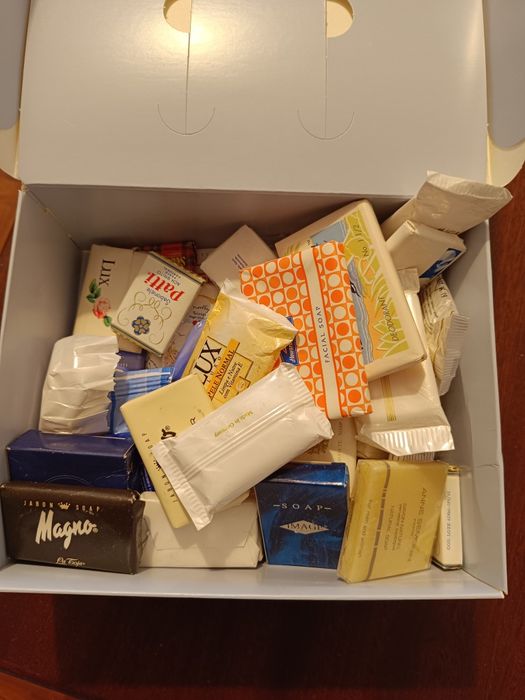 Amostras de mini-sabonetes