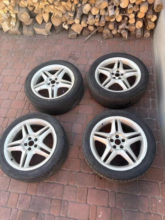 Продам диски r17 5/100 з резиною.