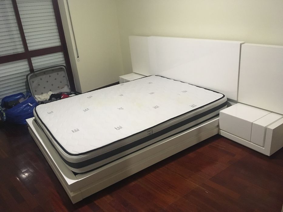 Cama + colchao 1,55*1,95