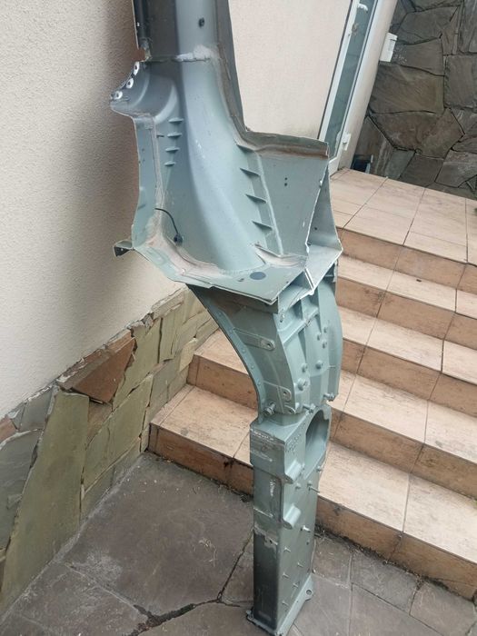 tesla s лонжерон четверть