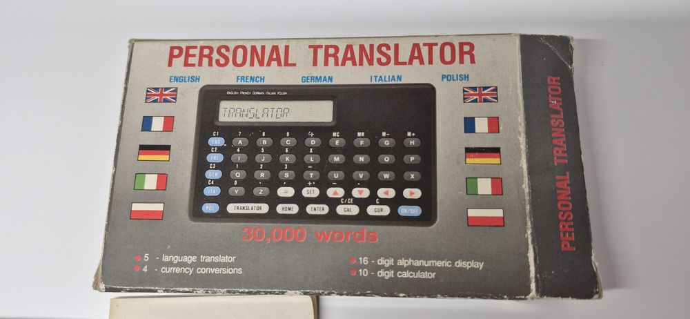 Translator kieszonkowy z lat 90tych elektroniczny