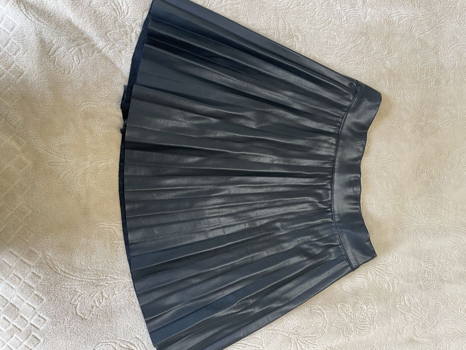 Спідниця з екошкіри