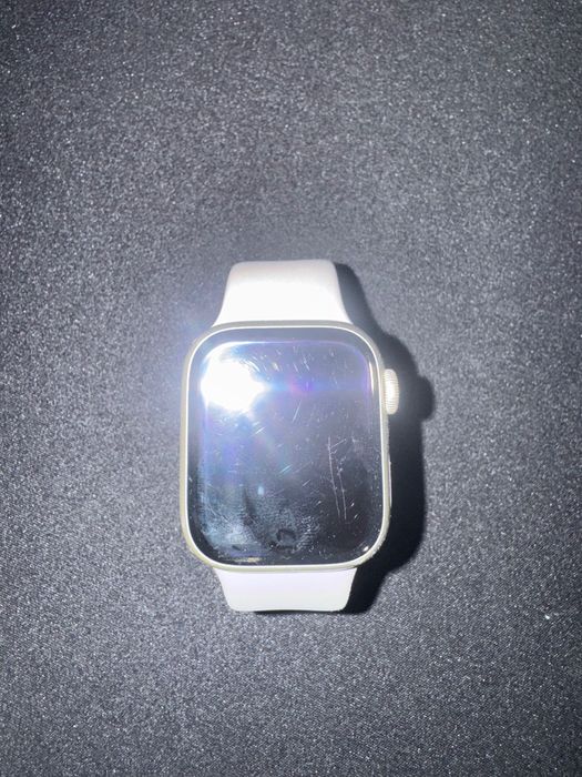 Apple watch 7 series (white)