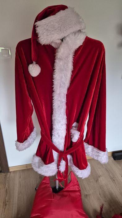 Kompletny welurowy strój Mikołaja, markowy