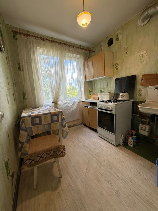 Продається 2 к квартира на Пацаєва ( Леоніда Каденюка)