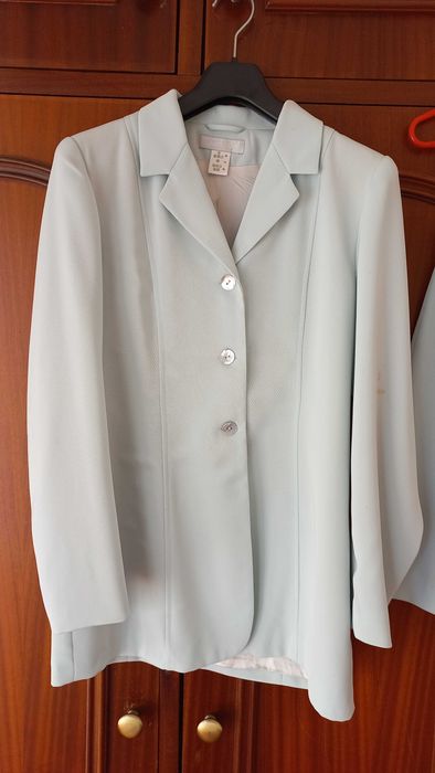 Casaco e Saia Azul Mulher - La Boutique
