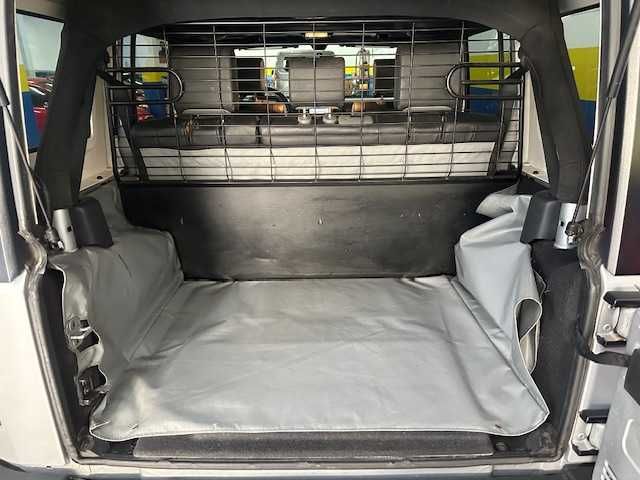 Jeep
Wrangler Unlimited 2.8 CRD MTX Sahara Limited