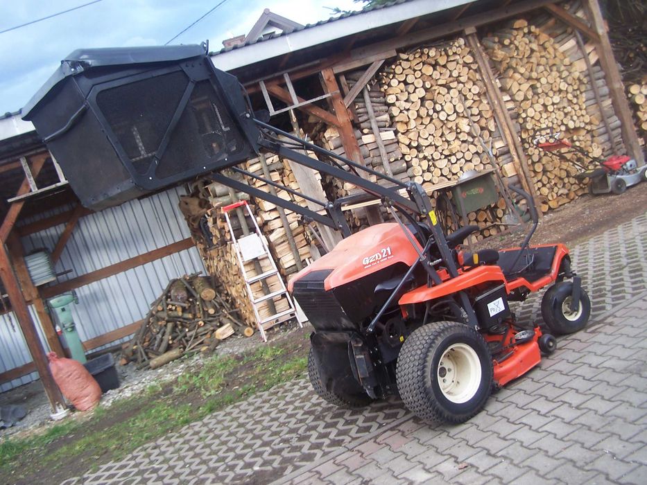 Kubota GZD 21 diesel 21KM wysoki wysyp,zero skręt,kosz 500L