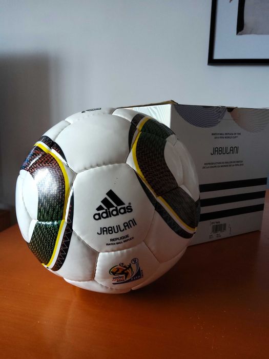 Piłka nożna Adidas Jabulani