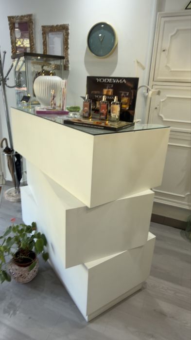 Movel de recepcao de estetica