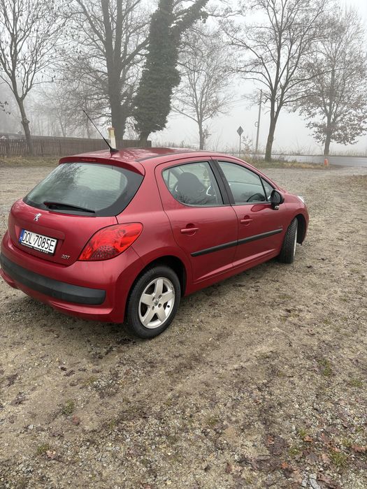 Peugeot 207 1.4 Benzyna 2008r