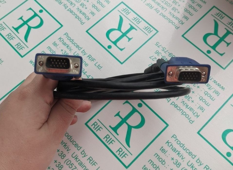 Кабель питания для ПК или монитора CEE7/17-C13 + видео-кабель VGA-VGA