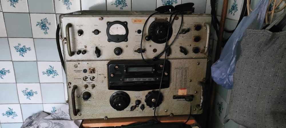 Радіостанція КВ Р-250М