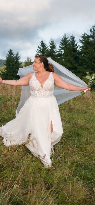 Suknia ślubna muślinowa z 2025