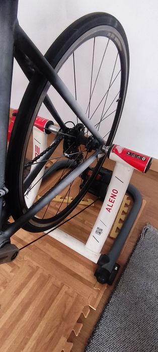 Bicicleta+ rolo ALENO